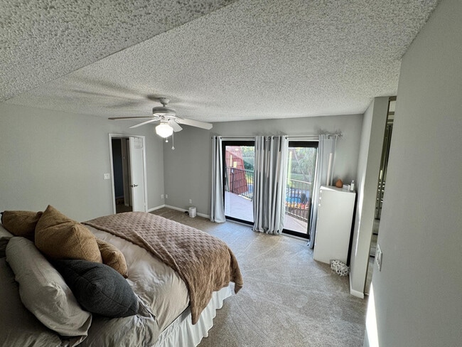 Building Photo - 8535 Boca Rio Dr