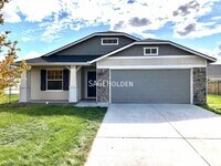 Building Photo - 705 SW Nugget-
