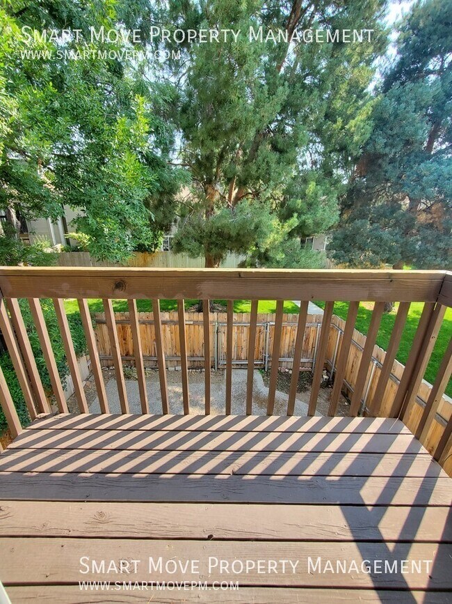 Building Photo - 2574 S Sumac Ln