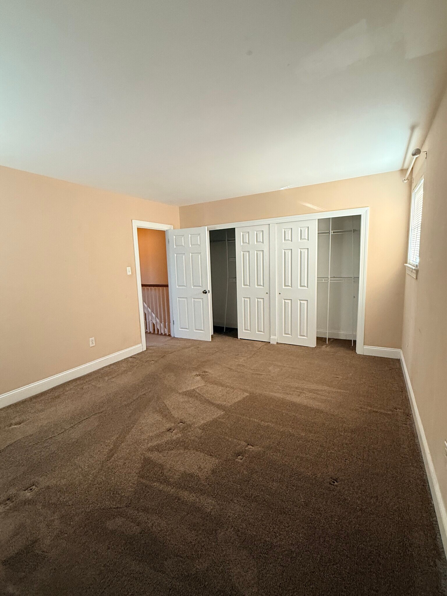 Building Photo - 3808 Ronnald Dr