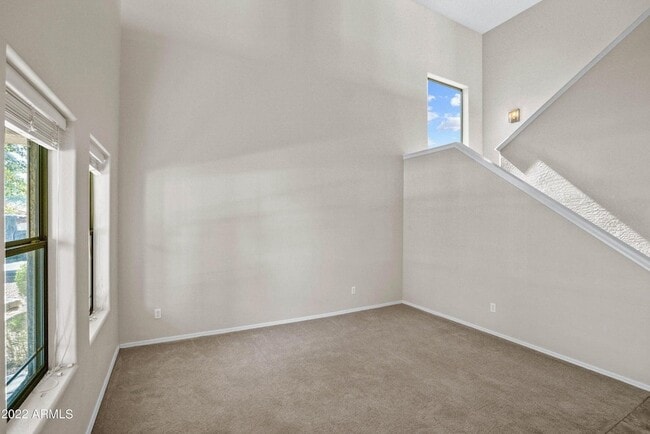 Building Photo - 15422 N 169th Ln