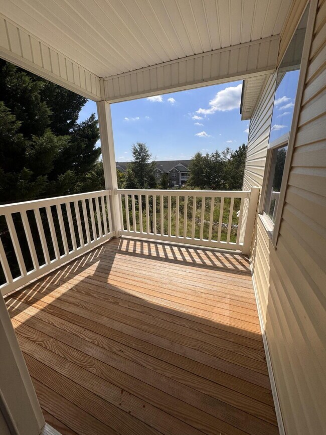 Building Photo - New Reduced Rental Rate!