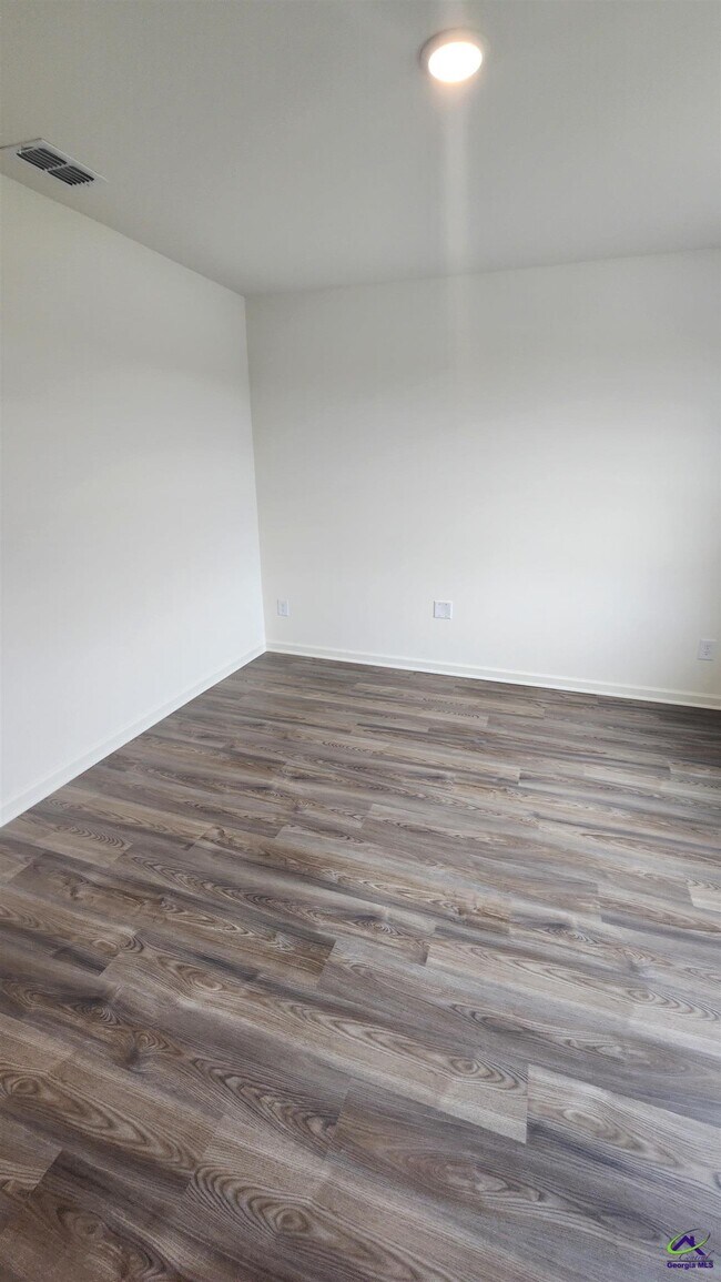Building Photo - 502 Liberty Hall Dr