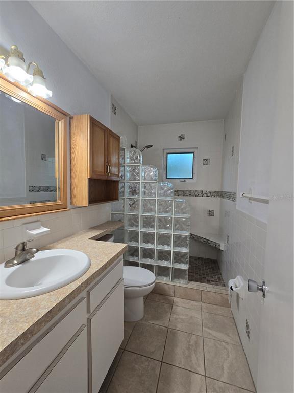 Building Photo - 211 Pasadena Ave N