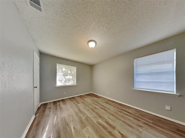 Building Photo - 1525 Gardenside Dr