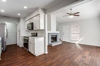 Building Photo - 113 Peachtree Ct