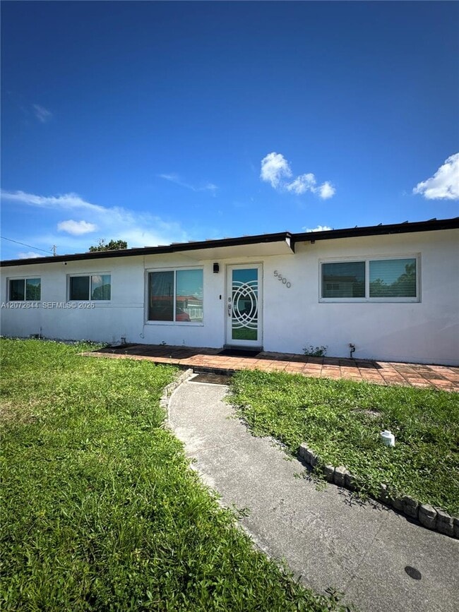 Building Photo - 5500 NW 178th Terrace