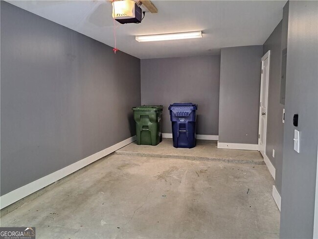 Building Photo - 221 Semel Cir NW