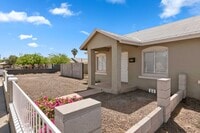 Building Photo - 13th & Taylor