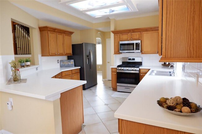 Building Photo - 2610 Parkbriar Ln