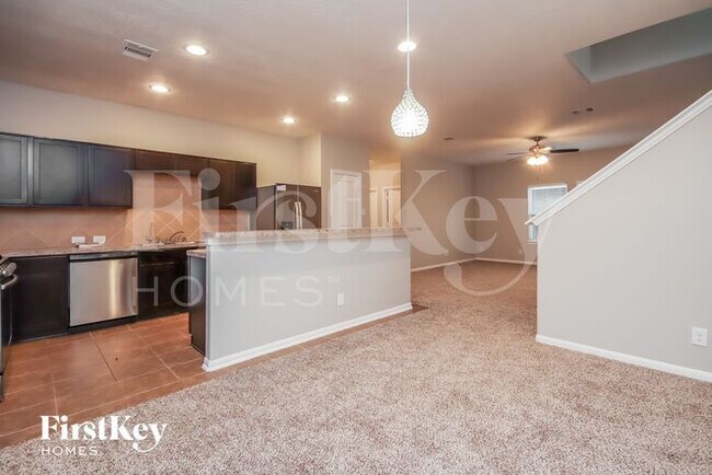 Building Photo - 135 Mustang Stampede Dr