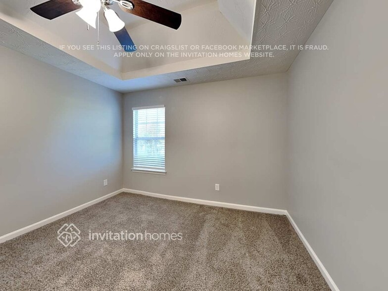 Building Photo - 2201 Corkscrew Way