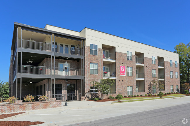 Building Photo - The Balcony Apartments