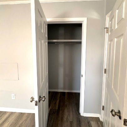 Building Photo - 608 22nd Ave N