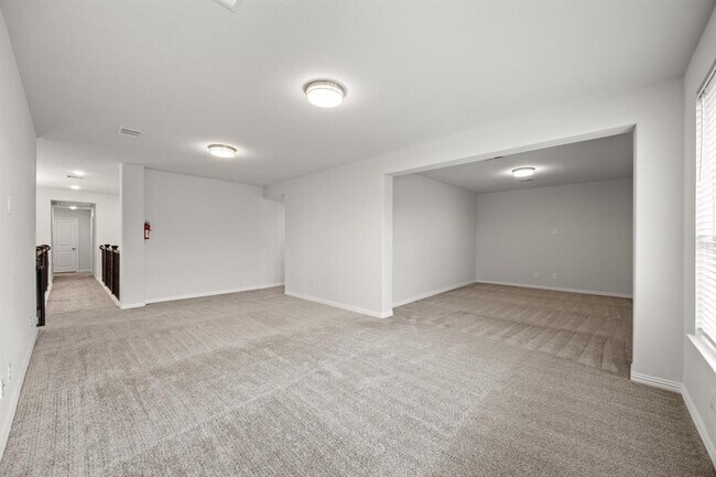 Building Photo - 2124 Cotton Farm Trl