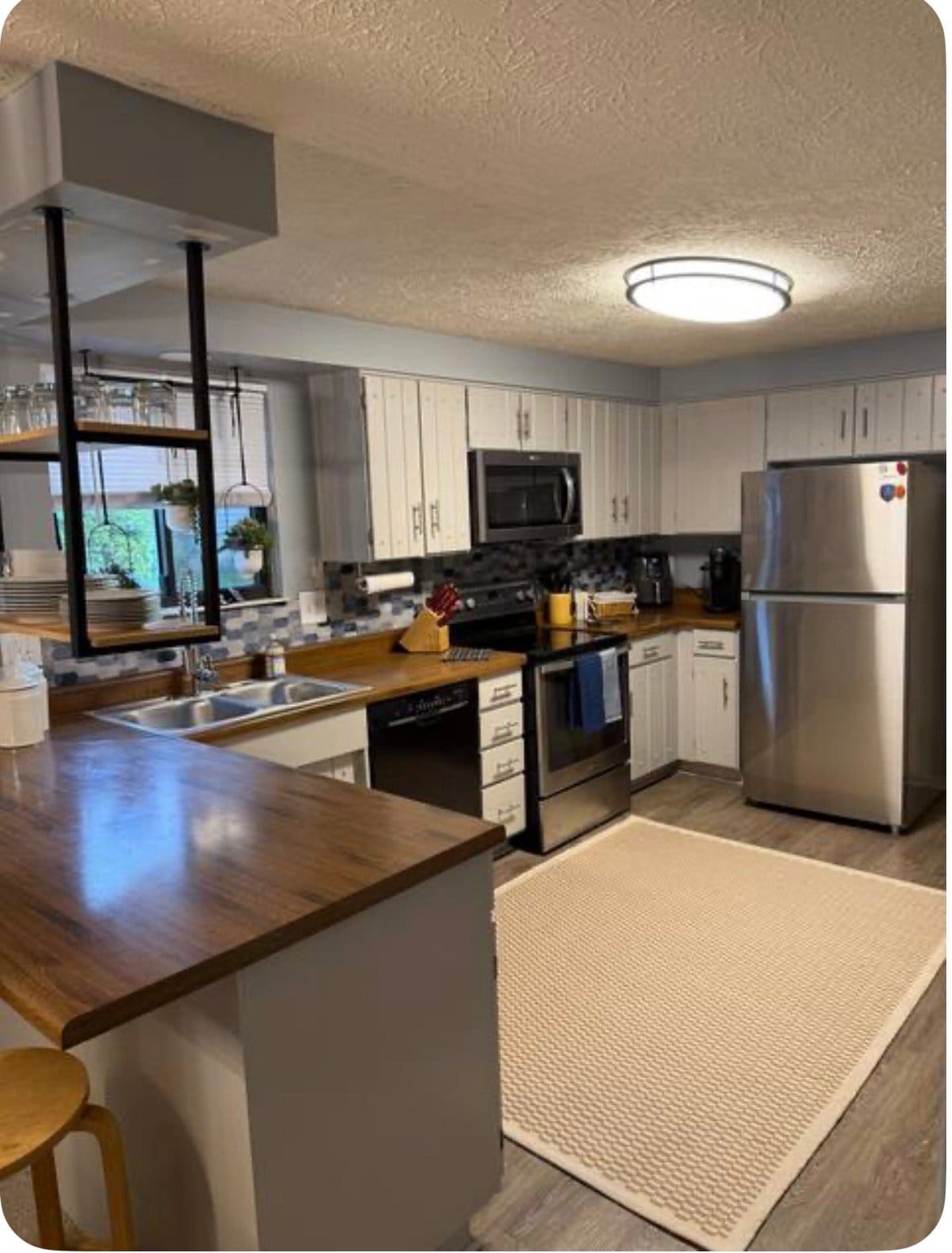 Building Photo - 8056 Pebble Creek Ct