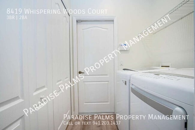 Building Photo - 8419 Whispering Woods Ct