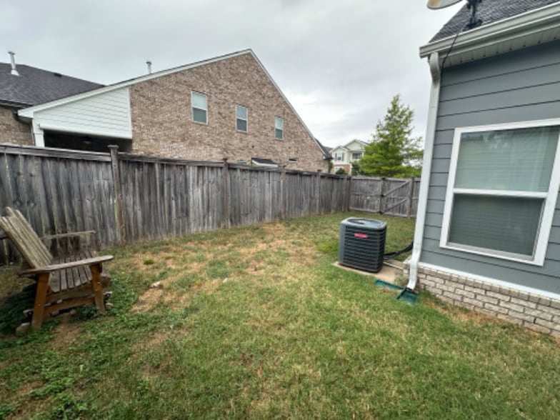 Building Photo - 131 Spadeleaf Blvd