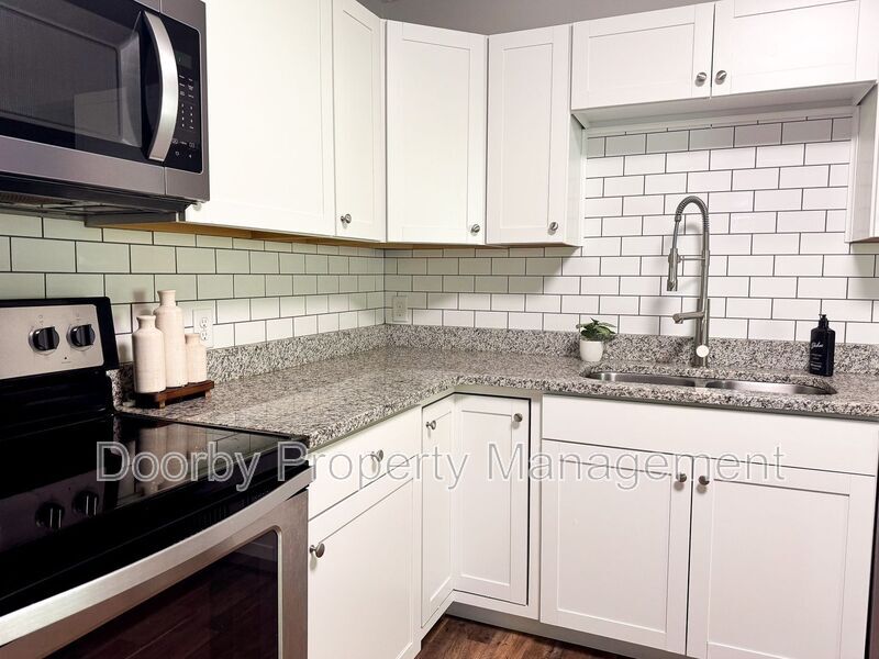 Building Photo - 3629 Thrushwood Dr