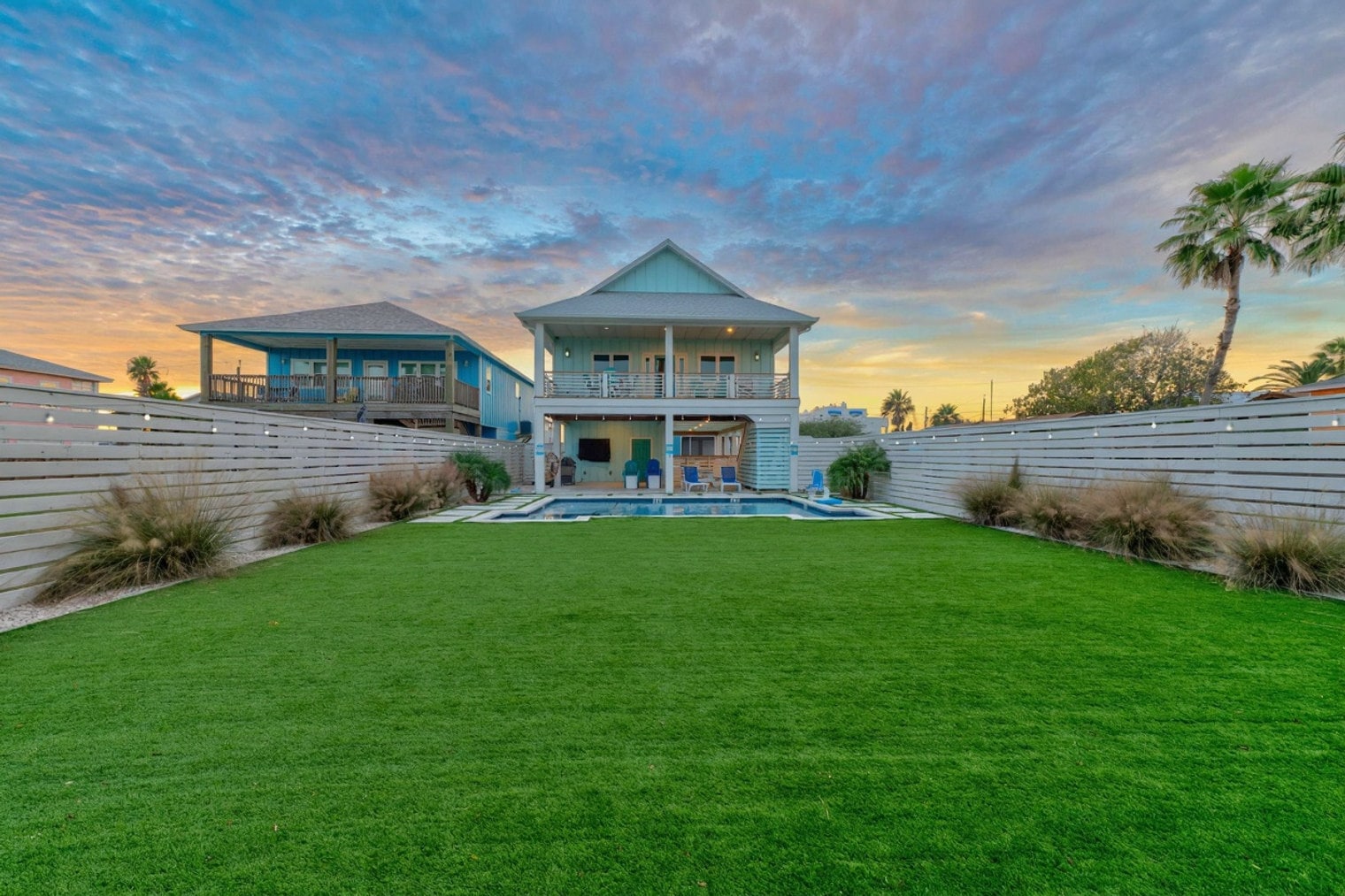 Building Photo - 119 6th St