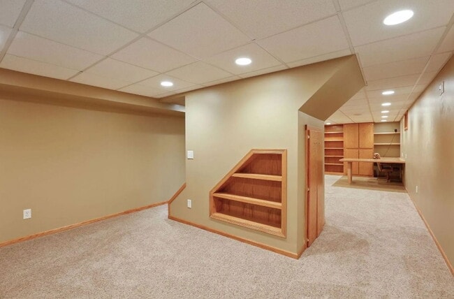 Building Photo - 4539 Bloomington Ave