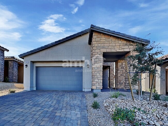 Building Photo - 545 Silverbell Fls Pl