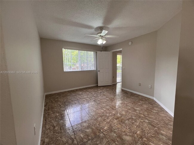 Building Photo - 2496 Centergate Dr