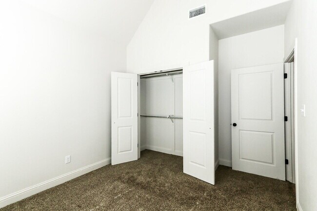 Building Photo - 6102 45th St