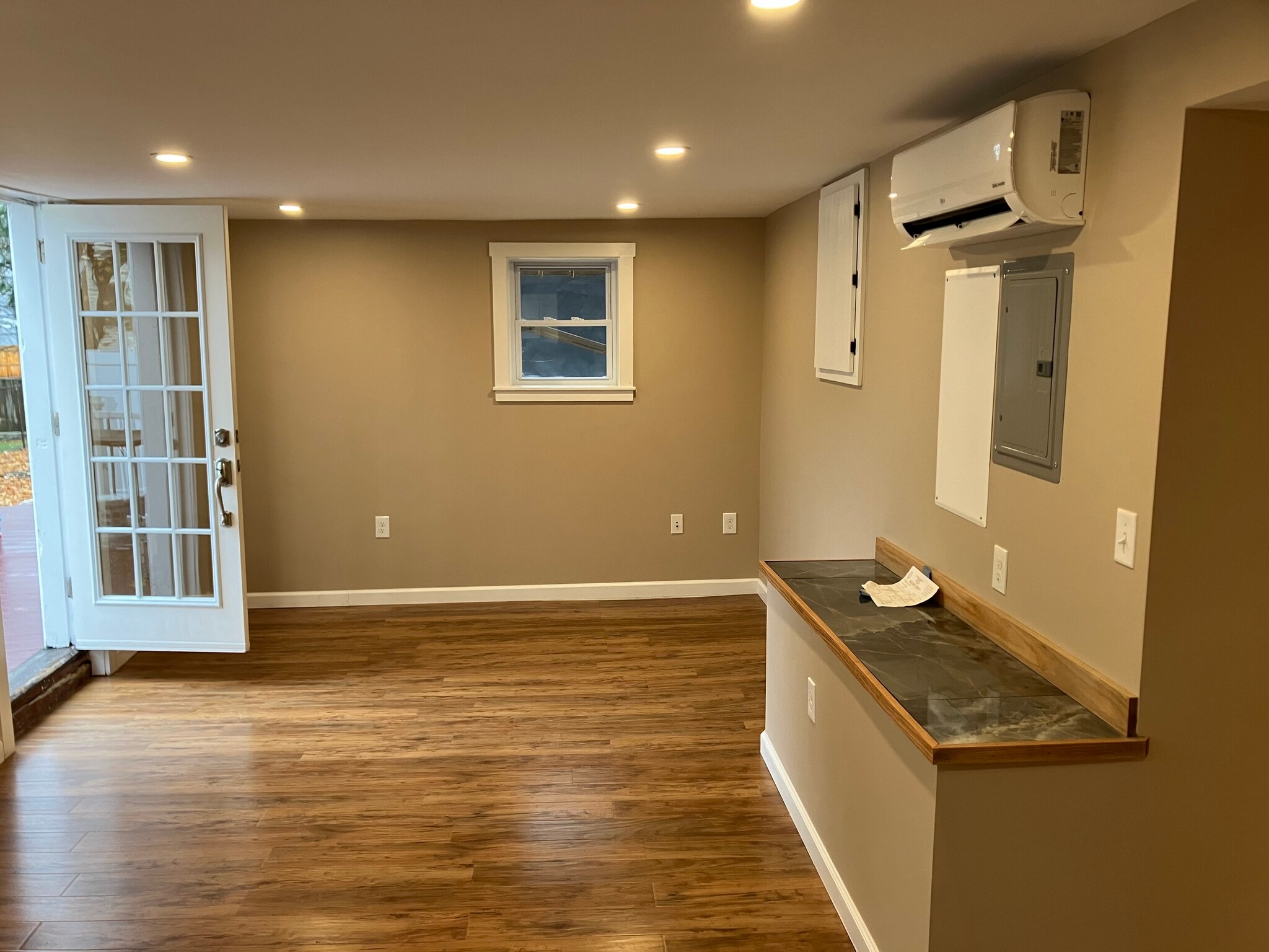 Building Photo - 51 Mount Vernon St