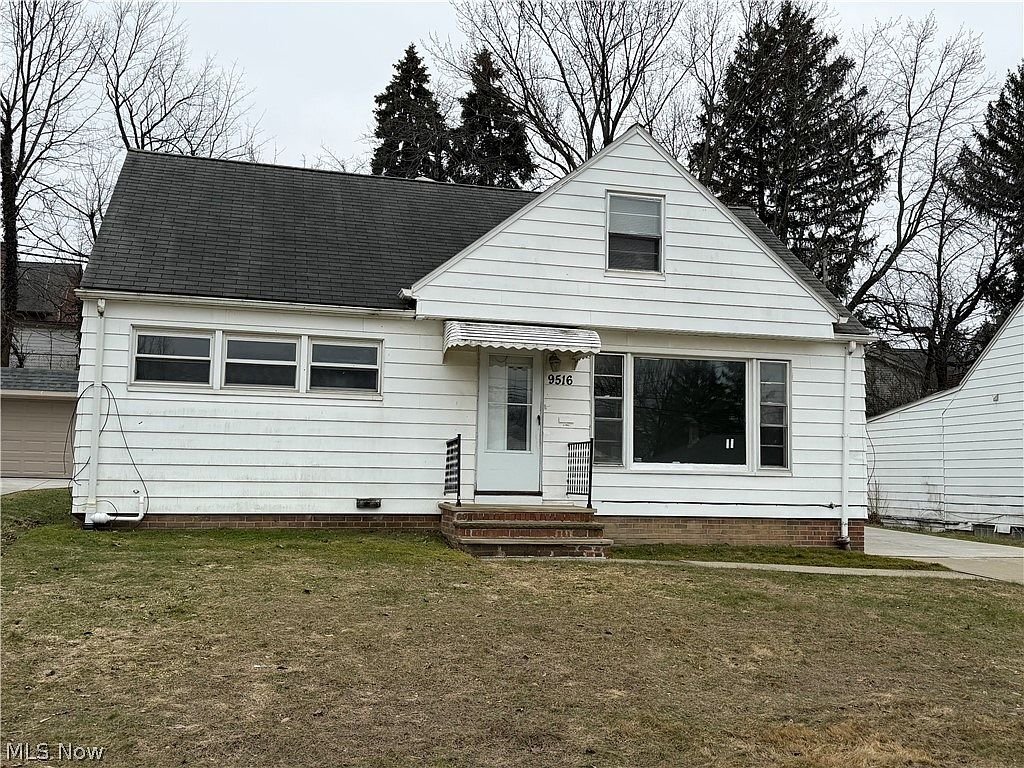 Building Photo - 9516 Alexander Rd