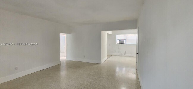 Building Photo - 736 83rd St
