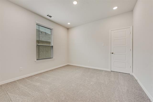 Building Photo - 3404 Riverlawn Dr