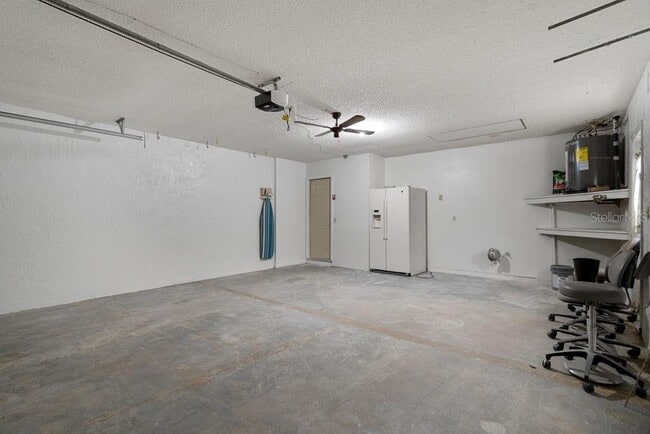 Building Photo - 5524 Gridley Ln