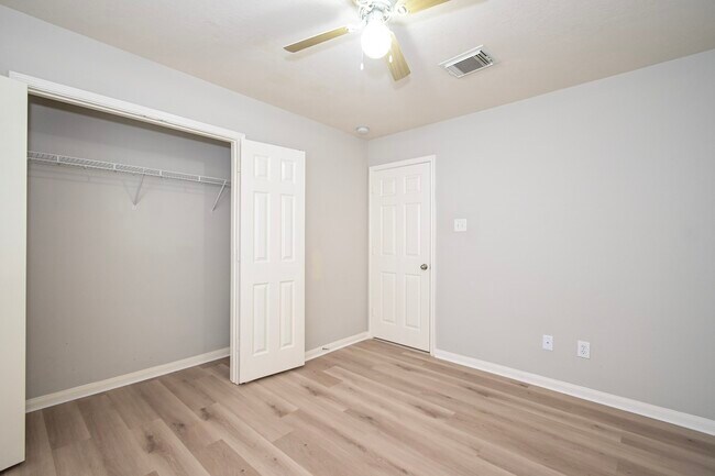 Building Photo - 3111 Myrtle Ranch Dr