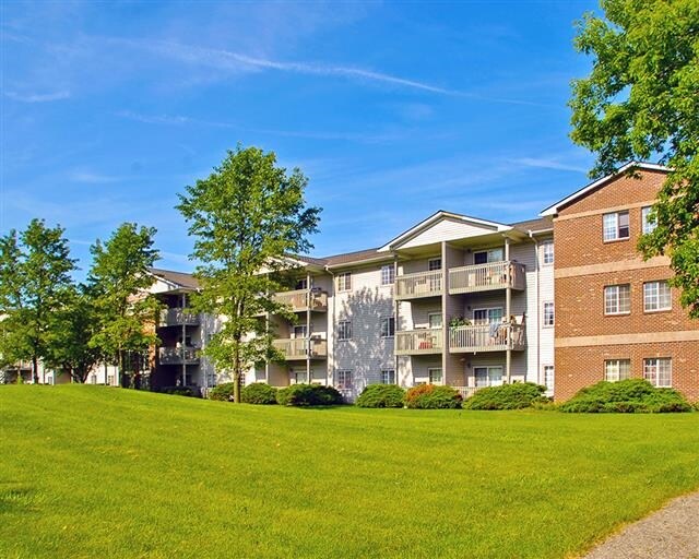Twin Oaks Meadows 3900 Burneway Dr Lansing MI 48911 Apartment Finder