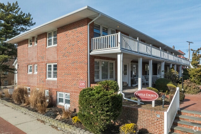 Primary Photo - 251-255 W Broadway