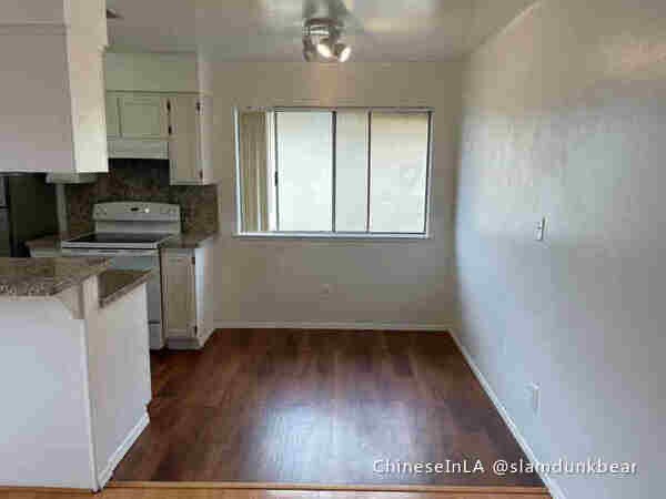 Building Photo - 18131 Via Amorosa