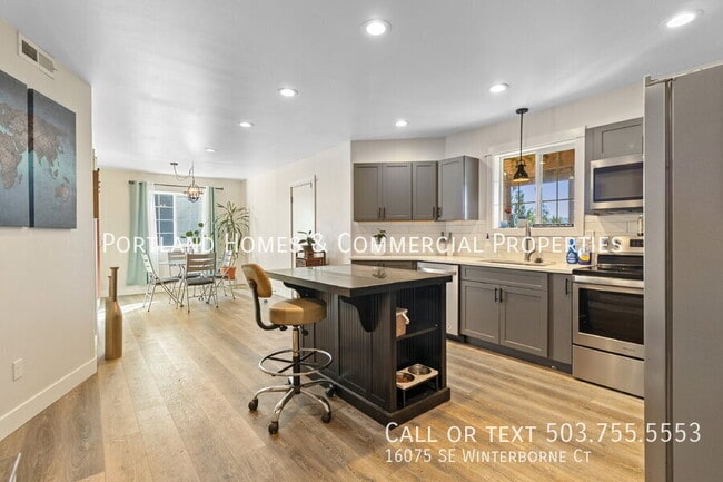 Building Photo - 16075 SE Winterborne Ct