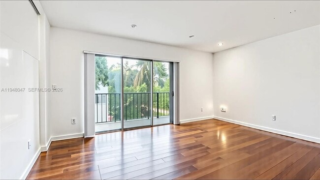 Building Photo - 10090 Bay Harbor Terrace