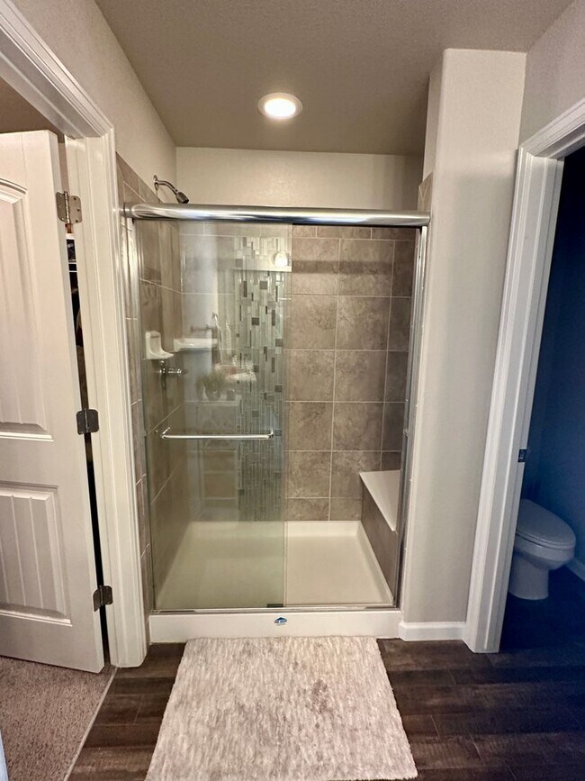 Building Photo - LIKE NEW CHAPEL HEIGHTS TOWNHOME w/ PIKES PEAK VIEWS - Security Deposit Waiver Available