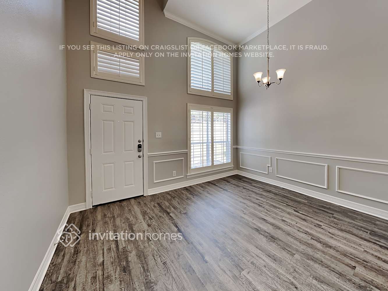 Building Photo - 317 Valiant Dr