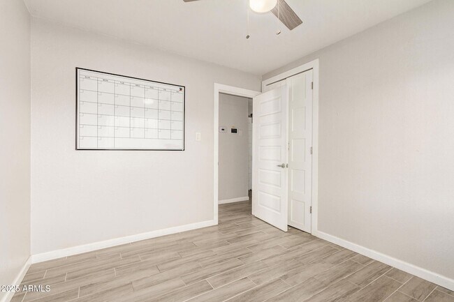 Building Photo - 501 E El Camino Dr