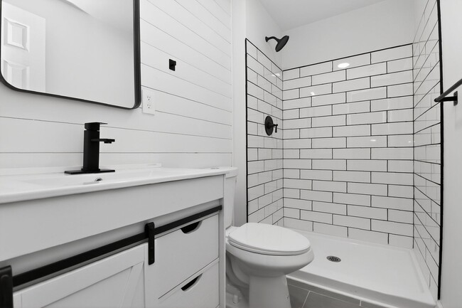 Building Photo - Charming 3BR/2BA Home located in NoDa!