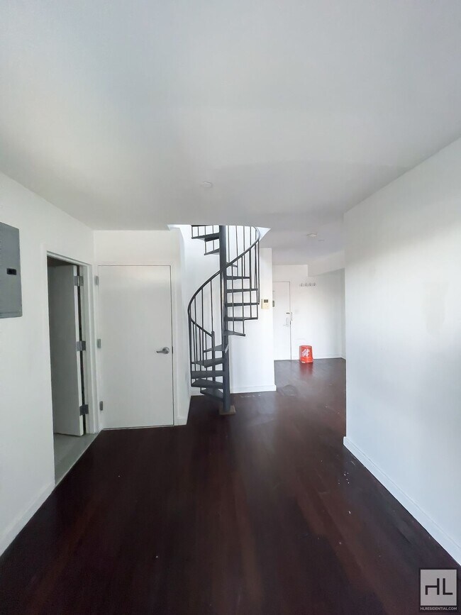 Building Photo - STANHOPE STREET / Spacious Bushwhick 2-Bed...