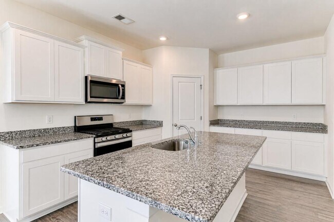 Building Photo - 2101 Saltwater Bnd
