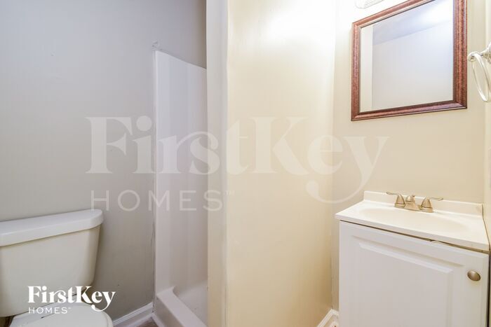 Building Photo - 8277 Dunellen Ln