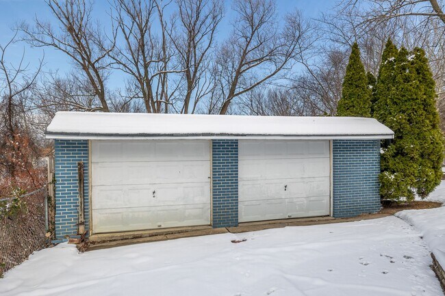 Building Photo - 4304 Walter Ave