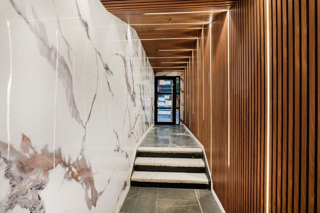 Building Photo - 317w E 14th St