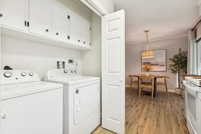 Building Photo - 616 Lemaster Ave