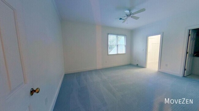 Building Photo - 5630 Colony Crossing Dr